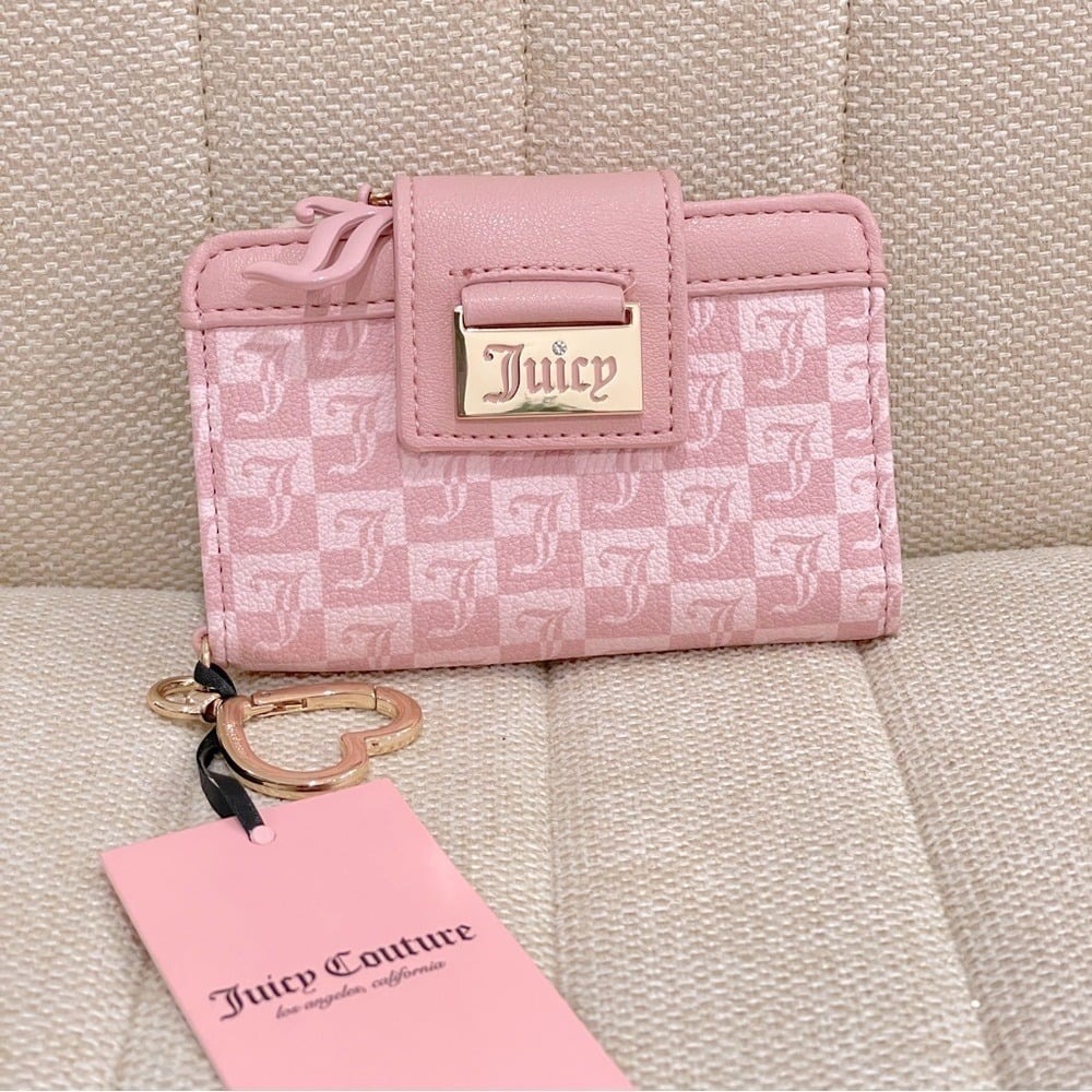 NEW Juicy Couture Pink Checkerboard Monogram Bifold Wallet Heart Keychain